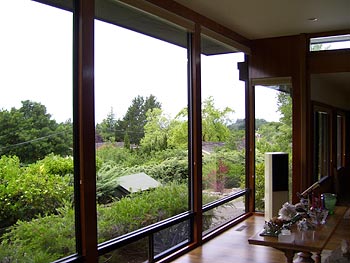 contact Glass with Class